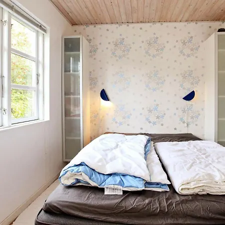 Vakantiehuis 6 Person Holiday In *